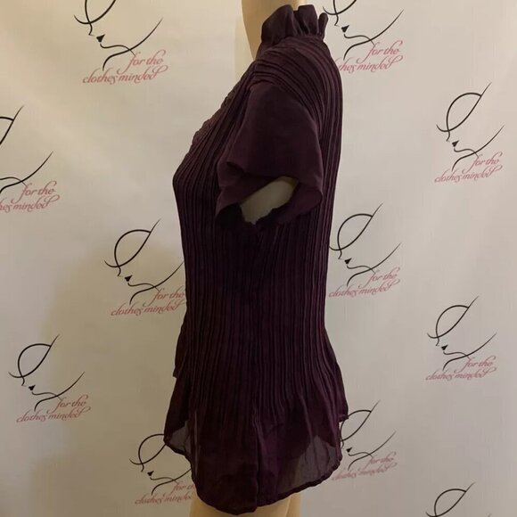 East 5th, Size 8. Ruffle Ruched Blouse Top. Crinkle Button Up. Purple. B70 - Picture 3 of 7